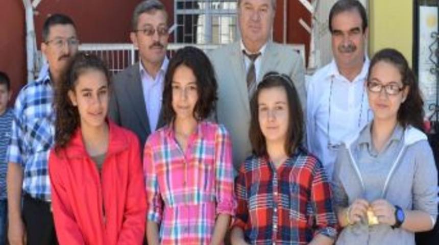 Eğitime Simav'dan &Ouml;d&uuml;l