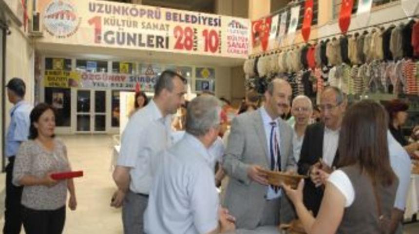 Hasan Kavanoz&rsquo;un Ahşap Oyma İşi Sergisi A&ccedil;ıldı