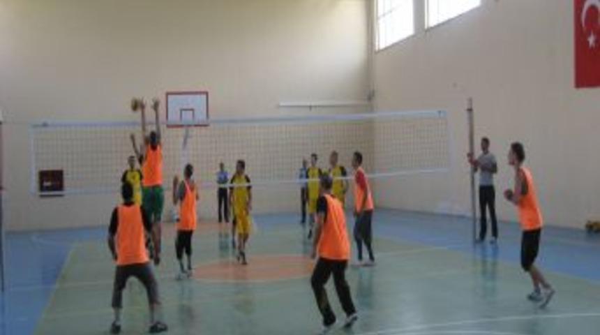 Nevşehir Cezaevinde Dostluk Ma&ccedil;ı