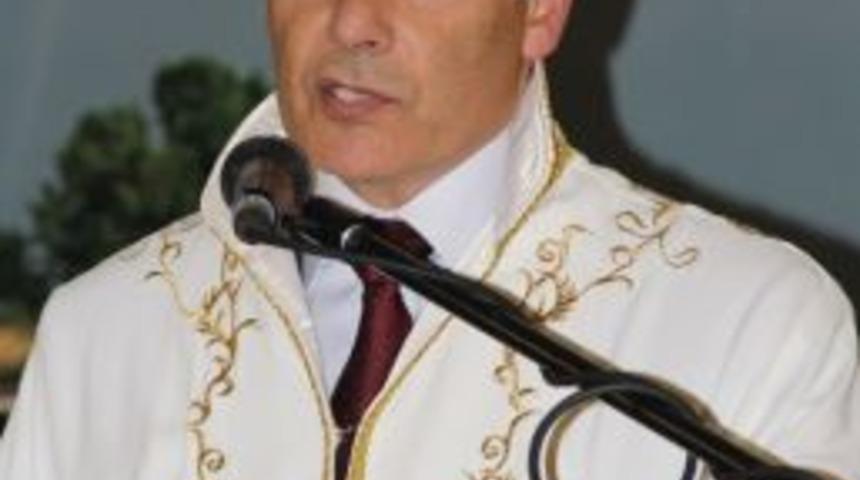 Recep Tayyip Erdoğan &Uuml;niversitesi İlk Mezunlarını Verdi