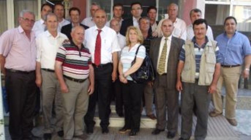 Ak Partililer, Yerel Y&ouml;neticilerle Bir Araya Geldi