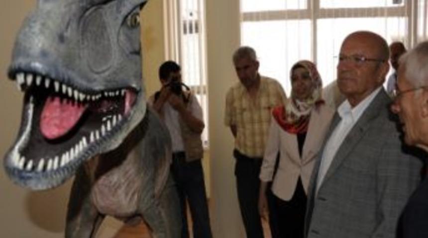 Karaman&rsquo;da Deneme Ve Bilim Merkezi A&ccedil;ıldı