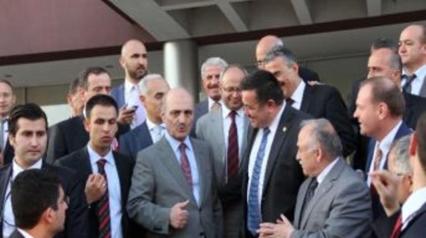 &Ccedil;evre Ve Şehircilik Bakanı Erdoğan Bayraktar: