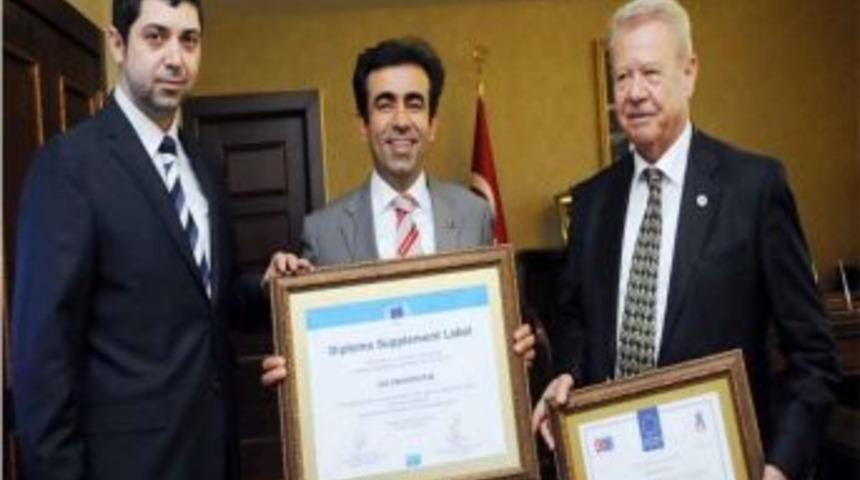 &Ccedil;ağ &Uuml;niversitesi&rsquo;ne &lsquo;ab Diploma Etiketi&rsquo;
