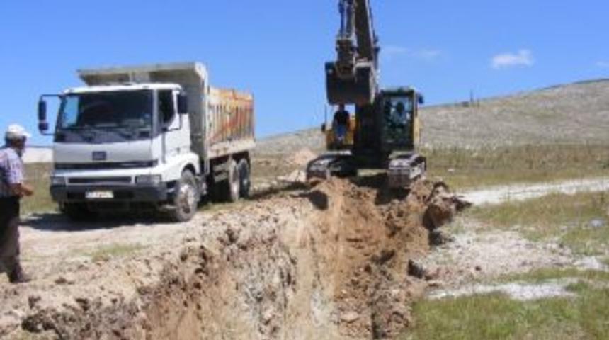 Altıntaş&rsquo;ta 300 Kişilik Orta &Ouml;ğretim &Ouml;ğrenci Yurdu İnşaatına Başlandı