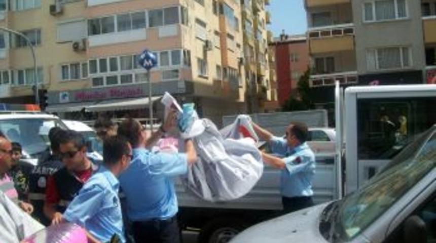 İzmir'de Seyyar Satıcı Ve Dilenci Operasyonu