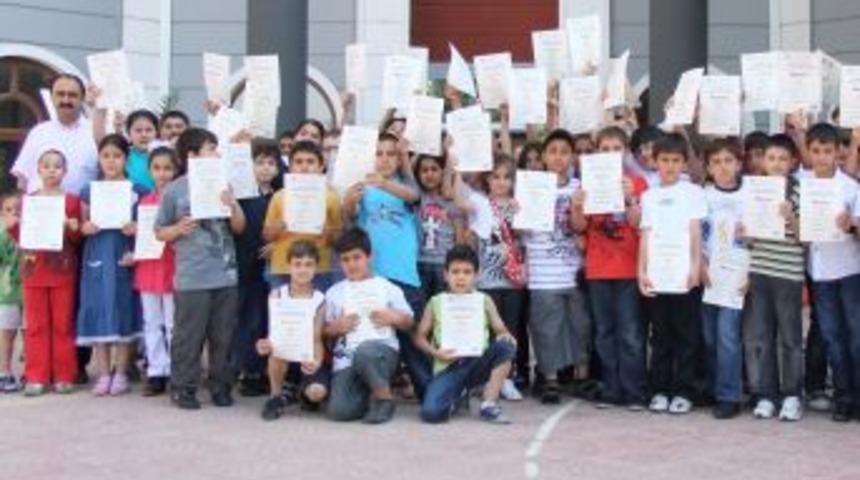 &Ccedil;ağlayan'ın 286 &Ouml;ğrencisi İngilizce Dil Sınavında Başarılı Oldu