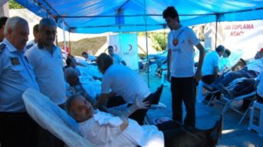 Kan Verme Rekorunu Kırma Denemesi