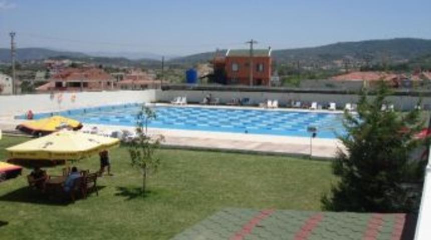 Tsyd Urla Havuzu Sezonu A&ccedil;tı