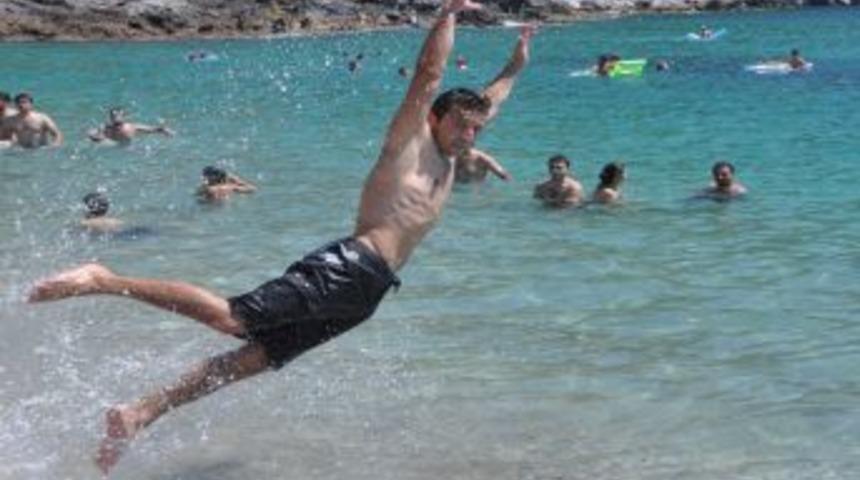 Hava Sıcaklığı Artınca Plajlar Doldu