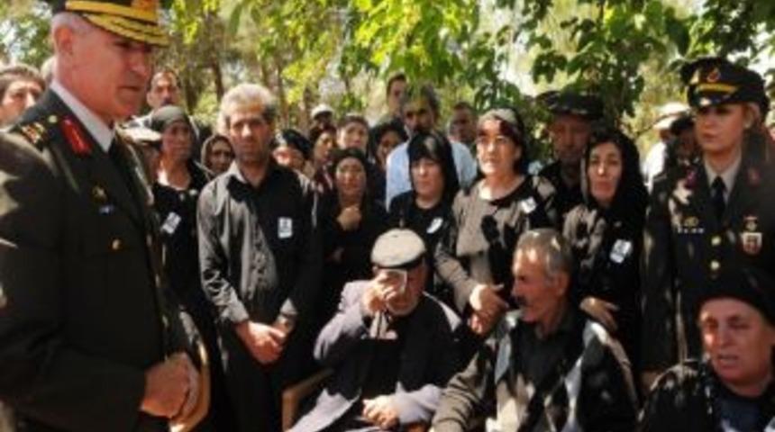Şehit Asker Son Yolculuğuna Uğurlandı