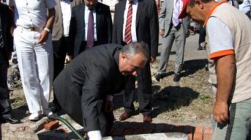 Eski Orta Okulu Temeli Atıldı
