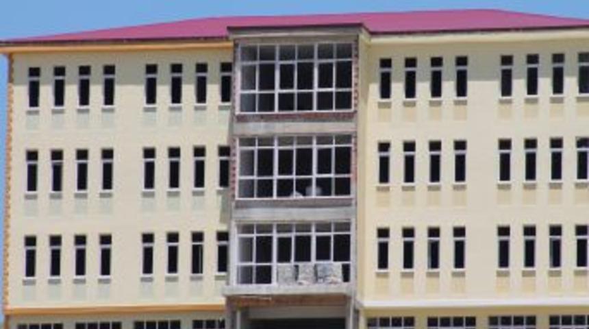 Bayburt'un Ilk &Ouml;zel Koleji, Kapılarını &Ouml;ğrencilerine A&ccedil;mak I&ccedil;in G&uuml;n Sayıyor