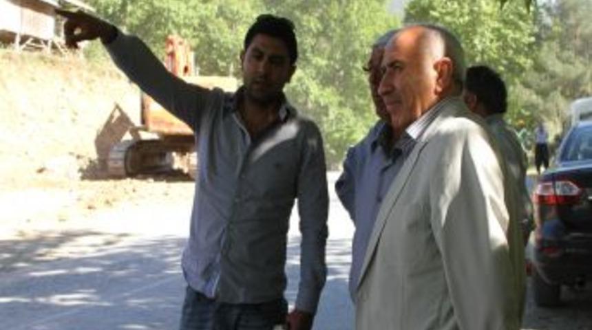 Milletvekili K&uuml;&ccedil;&uuml;kaydın: Kendilerini Eğitime Adayan Insanları Kutluyorum