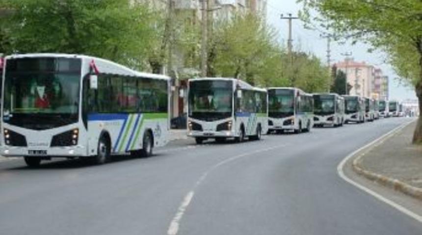 Ak Partili &Uuml;yeler Var Ve &Ouml;zay Belediye Otob&uuml;sleri Ve &Uuml;cretlerini Sordu