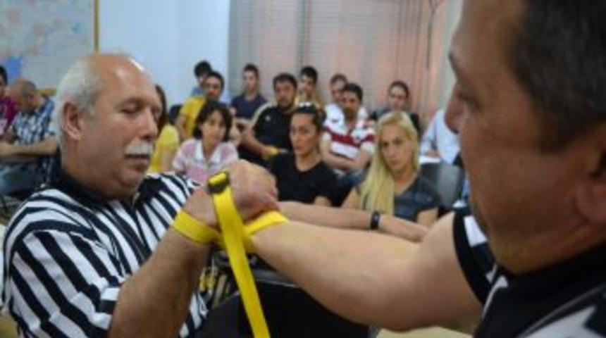 Bilek G&uuml;reşi Hakemleri &Ccedil;ankırı&rsquo;da Yetişiyor