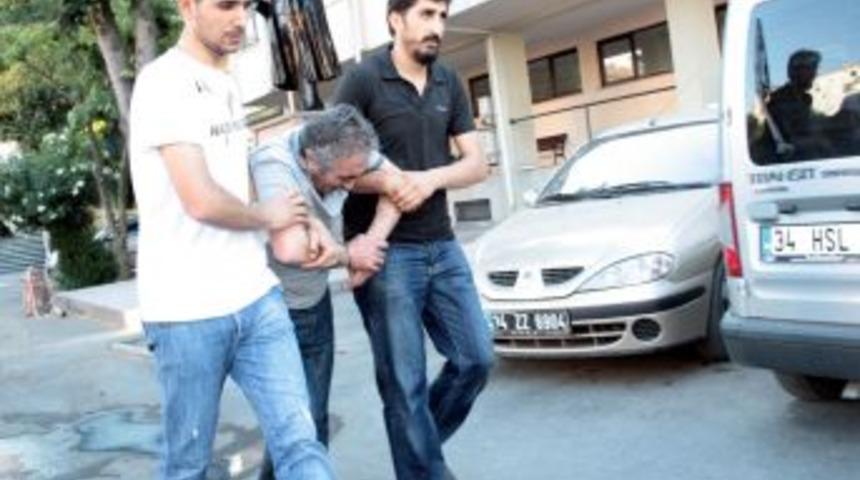 Metrob&uuml;s sapığına su&ccedil;&uuml;st&uuml;