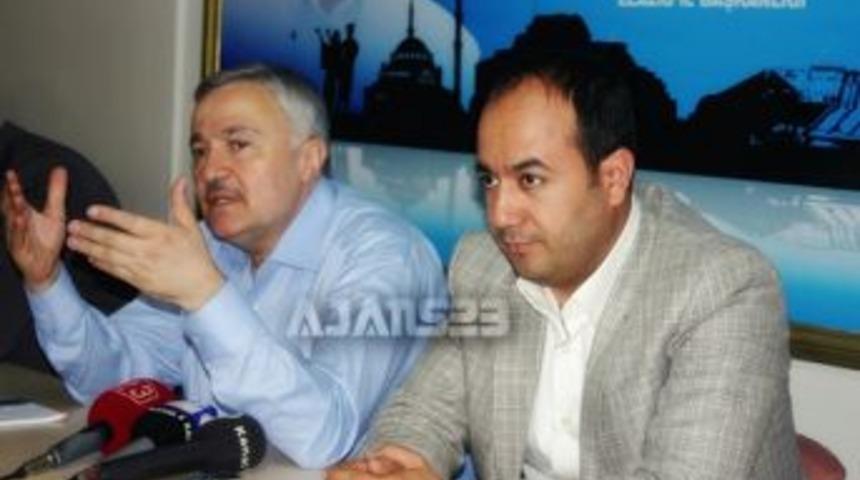 Demirbağ; Herkes elini taşın altına koymalı