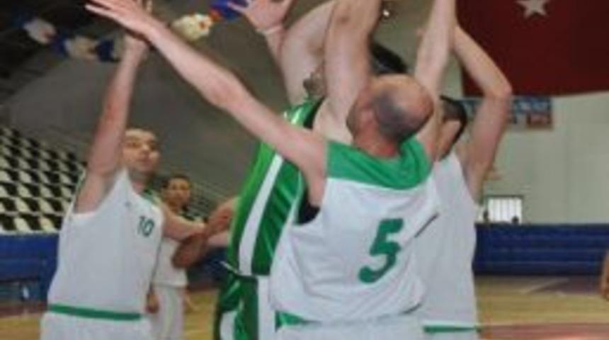 Malatya Basketbol Ligi B&uuml;y&uuml;k Erkekler Play Off Final M&uuml;sabakası
