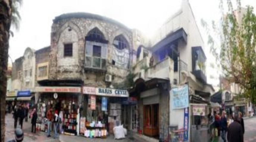 Konak Belediyesi&rsquo;nin &Uuml;&ccedil; Projesi &Ouml;d&uuml;l Aldı