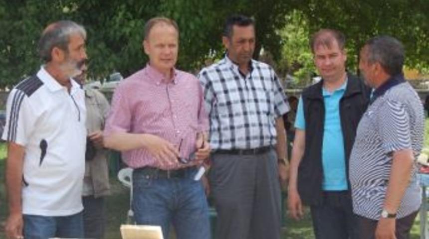 Kaymakam Yılmaz, &lsquo;denizci Heykeli&rsquo;nin Yapılacağı Alanı Gezdi