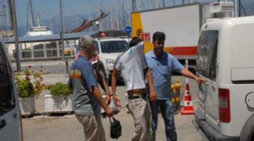 Fethiye'de Hırsızlık Ş&uuml;phelisi İki Şahıs Polis Tarafından Yakalandı