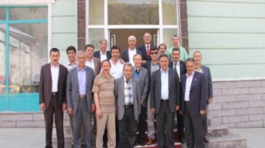 Erzurum&rsquo;un Ak Partili İl&ccedil;e Ve Belde Belediye Başkanları Tortum&rsquo;daydı