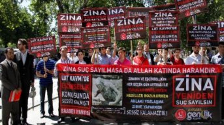 Başkent&rsquo;te &lsquo;zina Su&ccedil; Sayılsın&rsquo; Eylemi