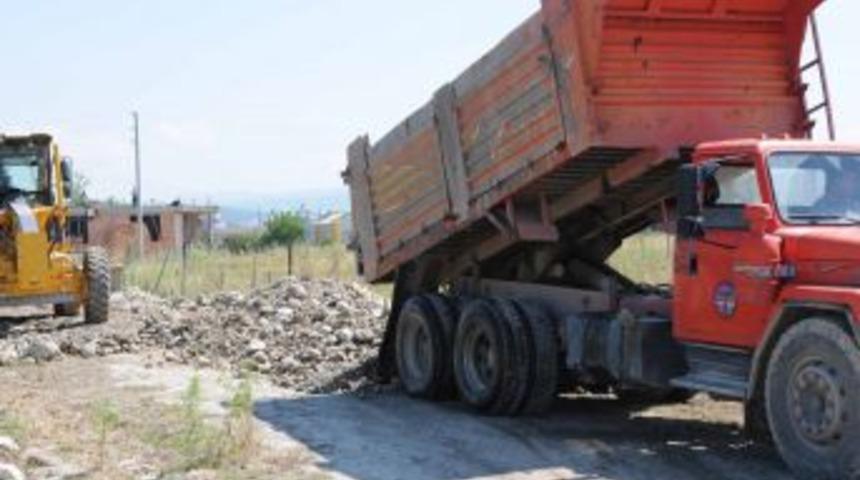 Başkan Tarhan: Kadirli&rsquo;de Yol Sorunu Kalmayacak