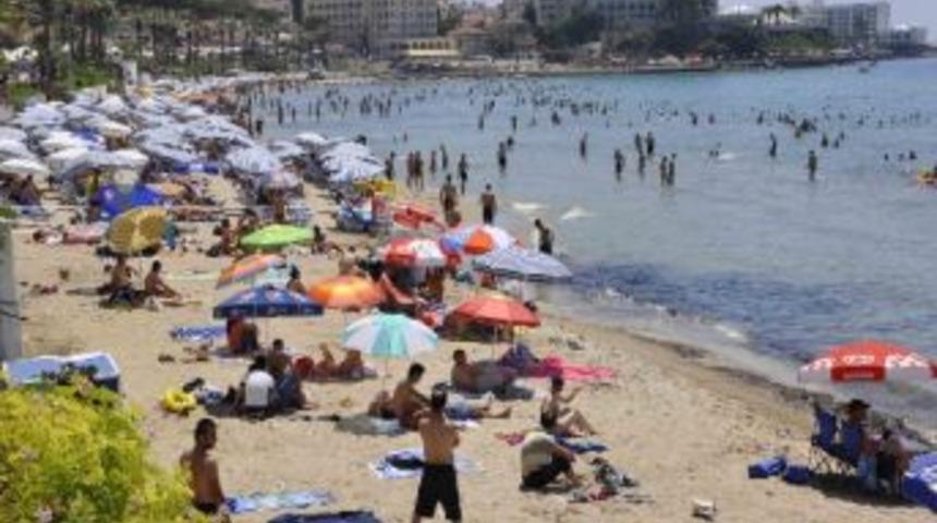 Okullar Tatil Oldu Plajlar Doldu