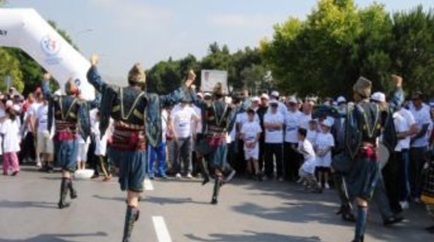 Olimpik G&uuml;n Y&uuml;r&uuml;y&uuml;ş&uuml; Balıkesir'den Start Alıp 8 İlde Aynı Anda Yapıldı