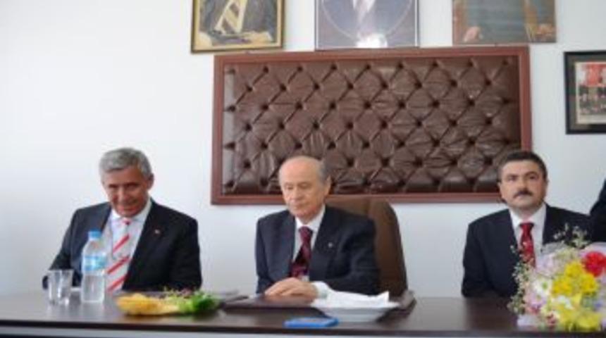 Bah&ccedil;eli: Başbakan Tek Adam Rol&uuml; Oynuyor