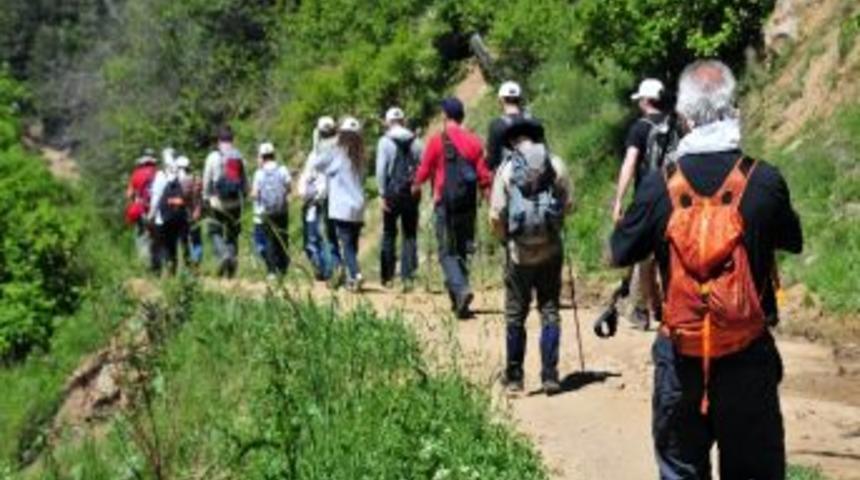 G&uuml;m&uuml;şhaneli Dağcılar &ldquo;koşabiliyorken Koş&rdquo; Projesi İ&ccedil;in Y&uuml;r&uuml;d&uuml;