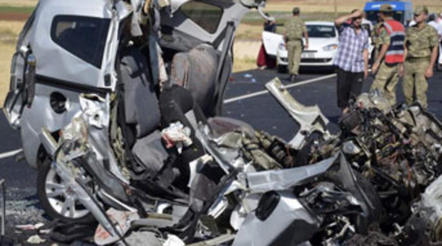 Katliam gibi kaza; 5 &ouml;l&uuml;