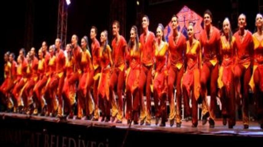 Sibel Can&rsquo;dan Muhteşem Performans