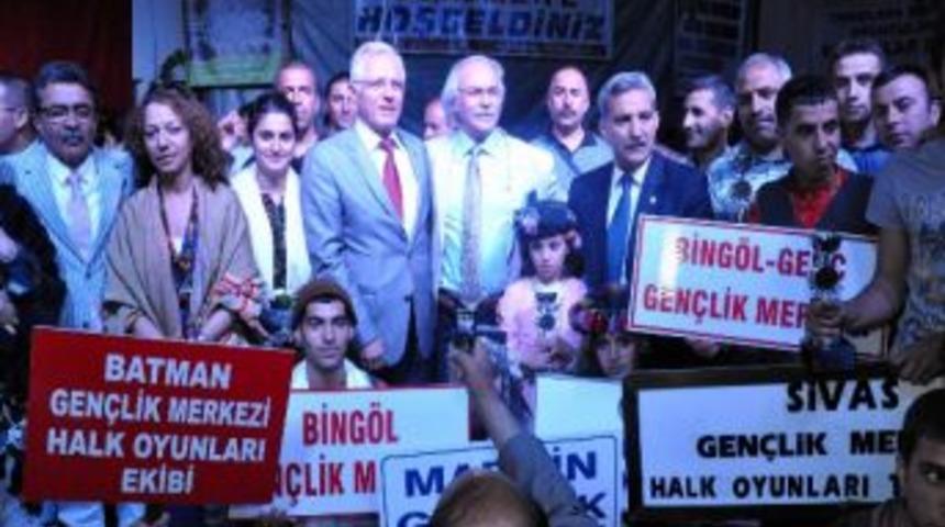 G&ouml;reme&rsquo;de Halk Oyunları Yarışması