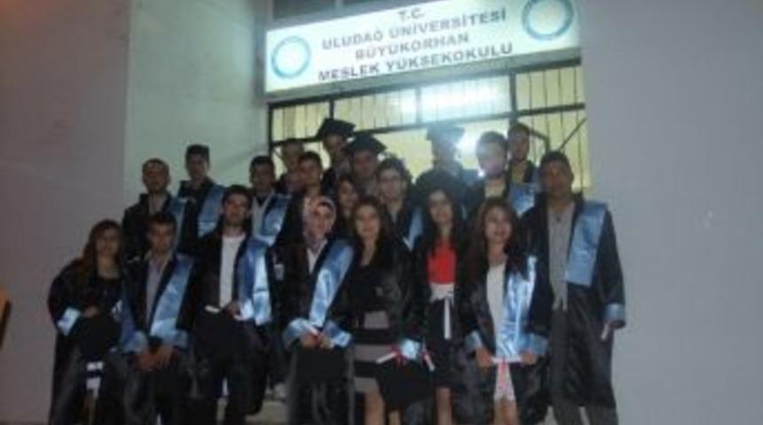 Kep Atarak Mezun Oldular