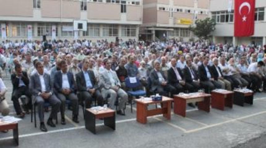 İmam Hatip Mezunları Pilav G&uuml;n&uuml;nde Buluştu