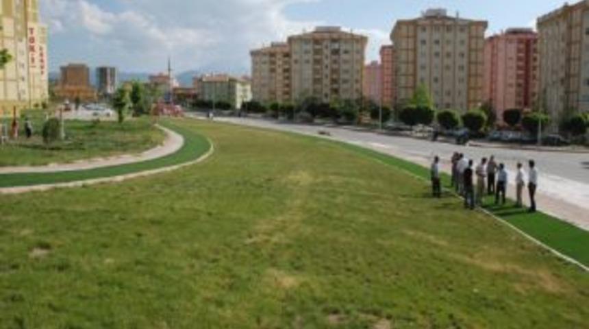 Melikgazi Y&uuml;r&uuml;y&uuml;ş Yollarını &Ccedil;imlendiriyor