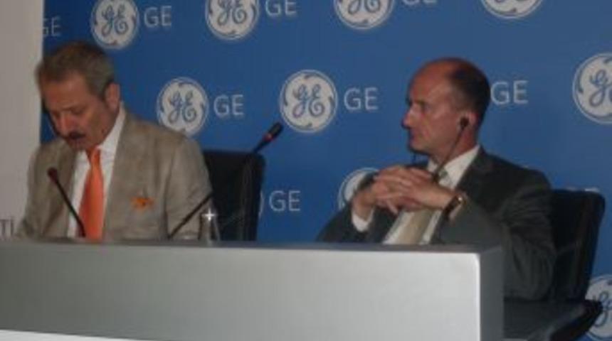 Ekonomi Bakanı: Euro-dolar Paritesi Y&uuml;z&uuml;nden Kazık Yiyoruz