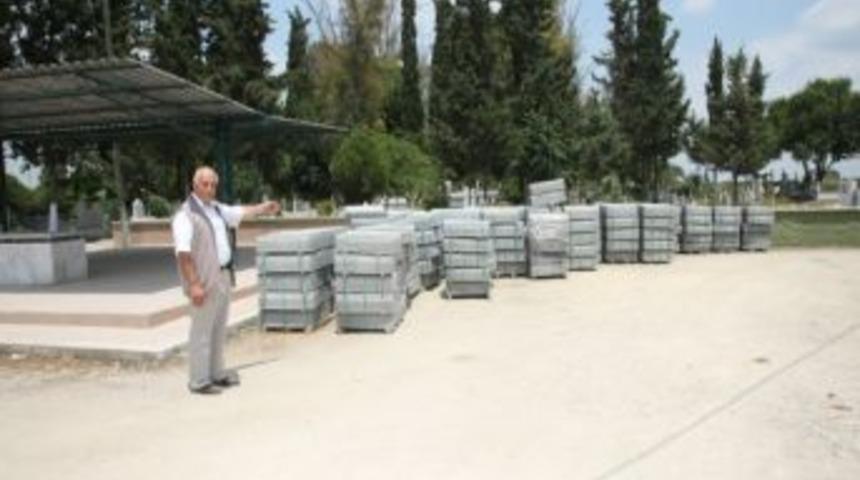 Aldırmaz&rsquo;a "mezarlık" Teşekk&uuml;r&uuml;