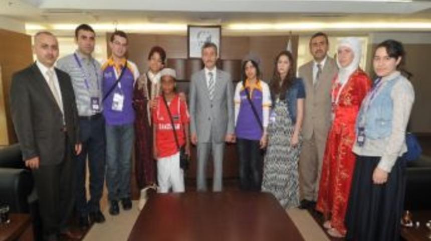 10. T&uuml;rk&ccedil;e Olimpiyatları'na Gelen &Ouml;ğrencilerden Tahmazoğlu'na Ziyaret