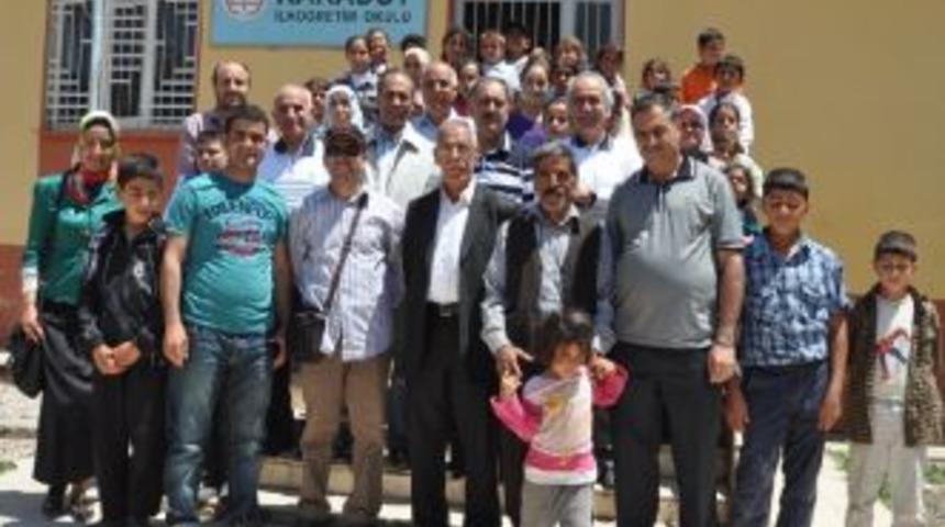 &Ouml;ğrencilere şefkat eli uzatıldı