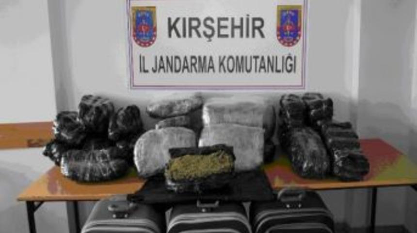 Uyuşturucu Kuryesi Tutuklandı