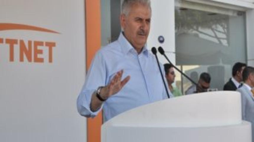 Bakan Yıldırım İzmir&rsquo;de &Ccedil;ağrı Merkezi A&ccedil;tı