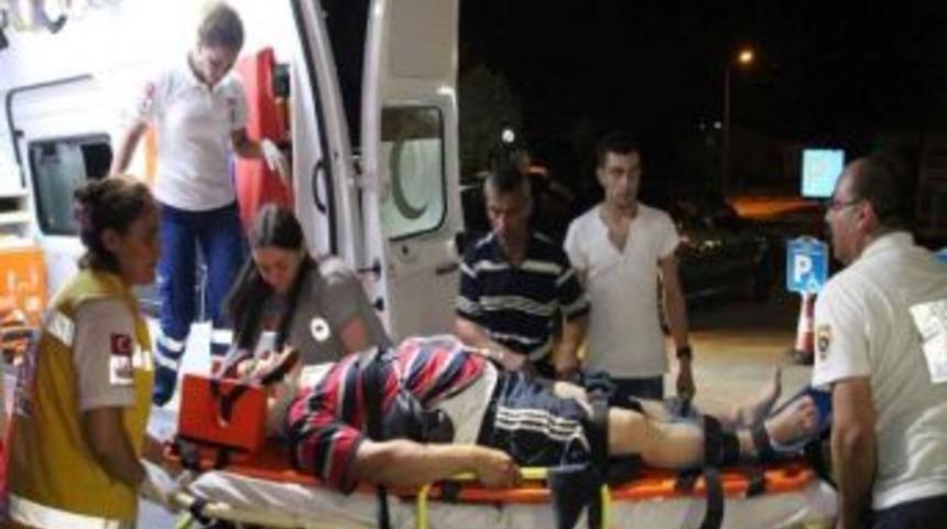 Sakarya&rsquo;da Trafik Kazası: 3 Yaralı