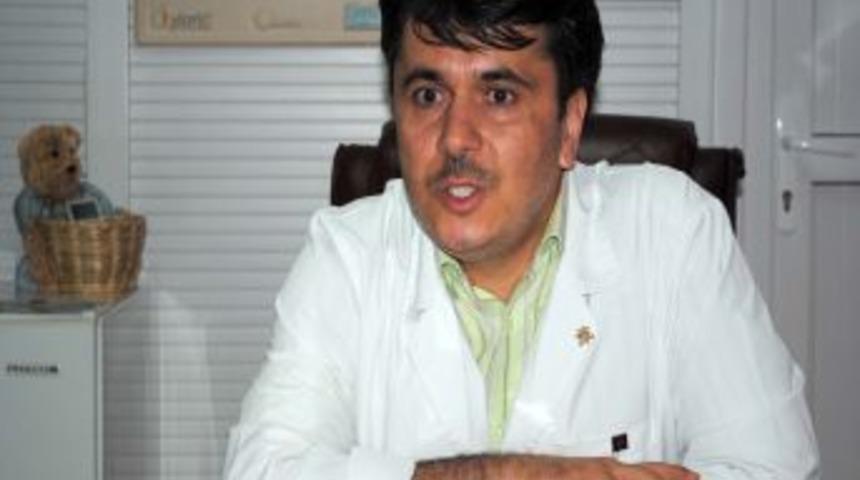 'Sıcak Havalarda G&uuml;nde En Az 2 Litre Su T&uuml;ketelim'