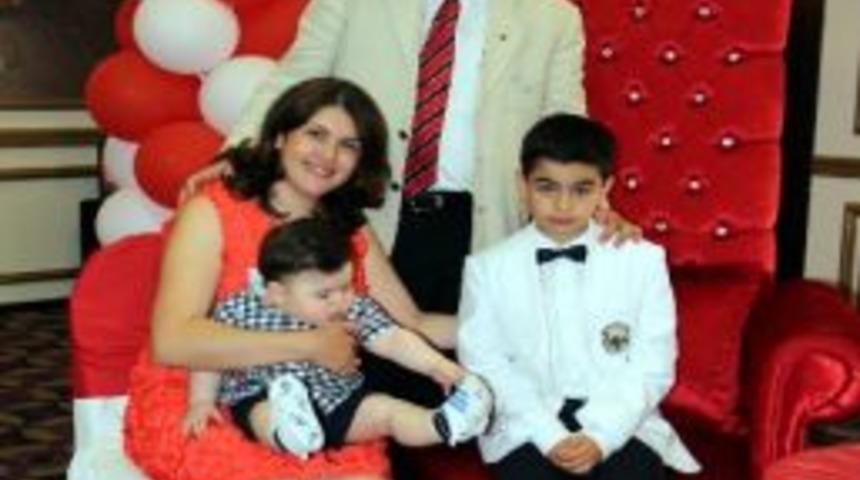 Sezen Alesinin Mutlu G&uuml;n&uuml;