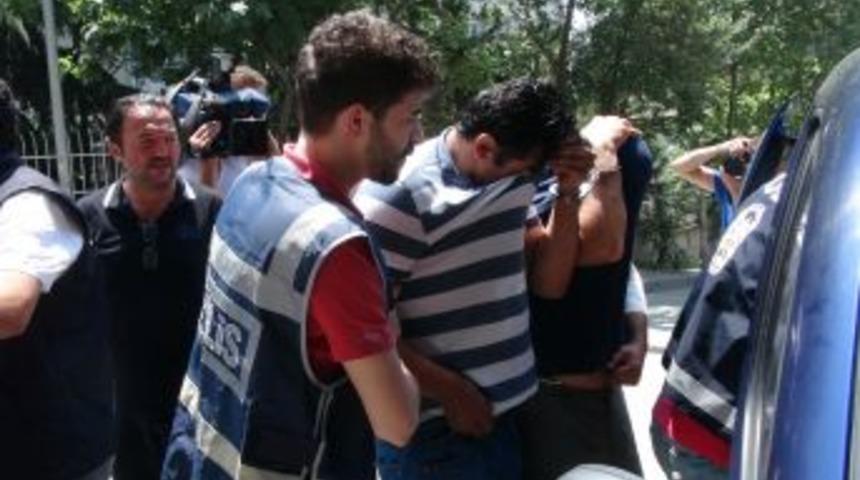 Doktor Olamadı, 'hırsız' Oldu