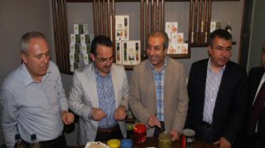 Bakan Eker'den &Ccedil;ift&ccedil;ilere: Sigortada Hibe D&ouml;nemini Başlattık, Mutlaka Yararlanın